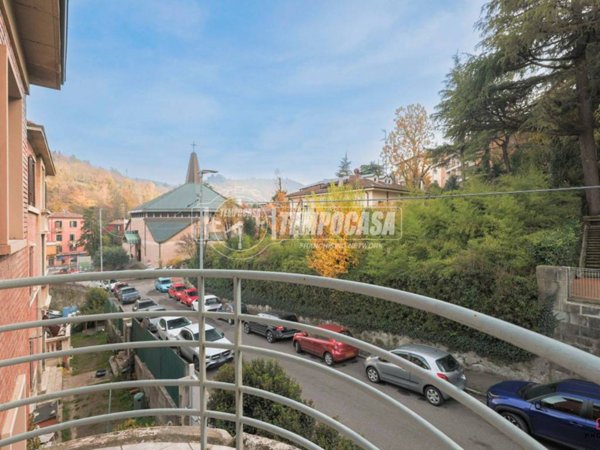 appartamento in vendita a Bologna in zona Santo Stefano