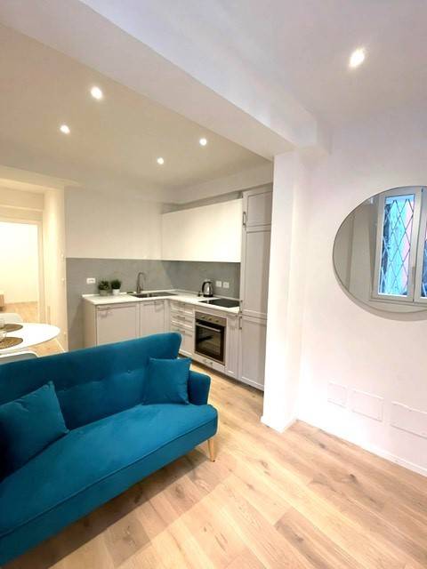 appartamento in vendita a Bologna in zona Saragozza