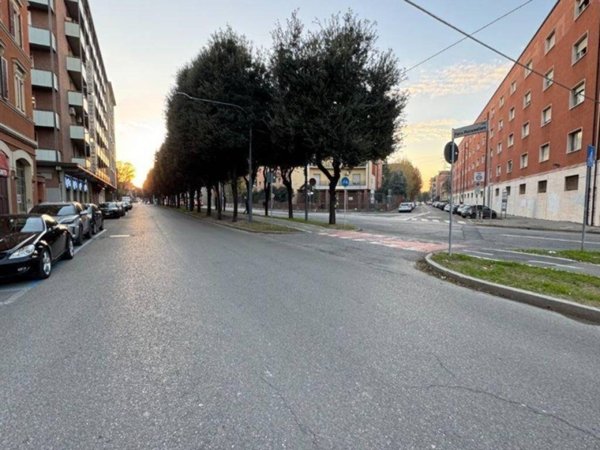 negozio in vendita a Bologna