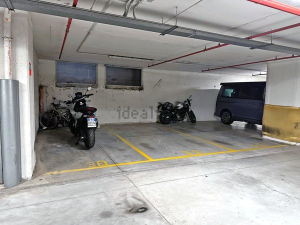 negozio in vendita a Bologna in zona San Vitale