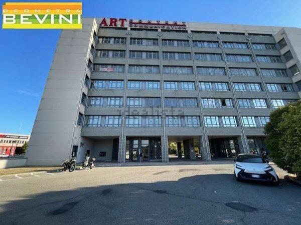 ufficio in vendita a Bologna in zona Aeroporto