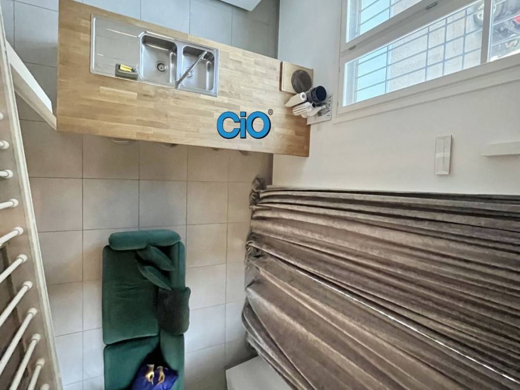 appartamento in vendita a Bologna in zona Santo Stefano