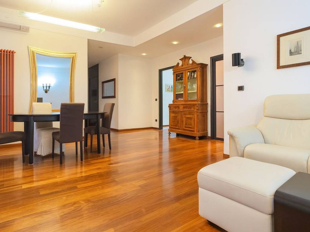 appartamento in vendita a Bologna in zona Colli