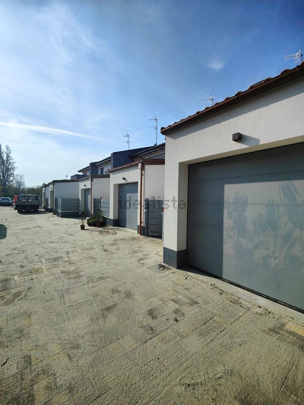 casa indipendente in vendita a Bologna in zona Borgo Panigale