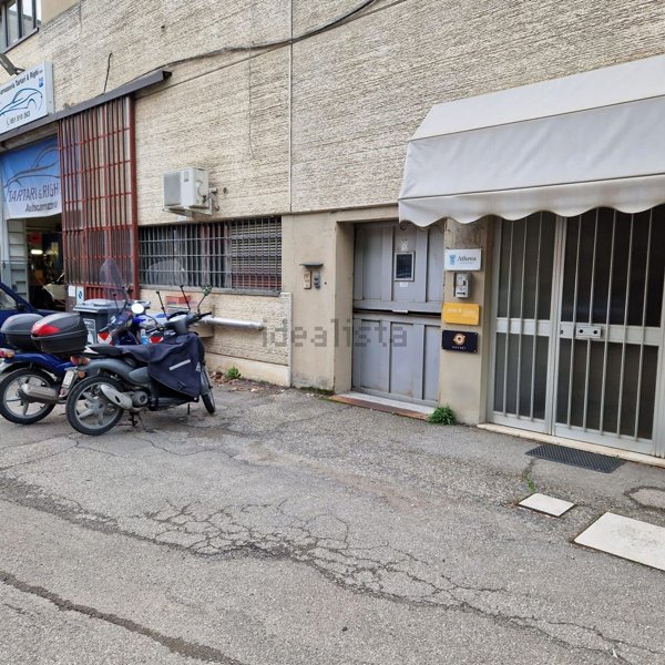 ufficio in vendita a Bologna