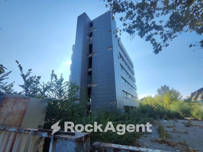 locale commerciale in vendita a Bologna in zona Fiera