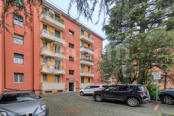 appartamento in vendita a Bologna