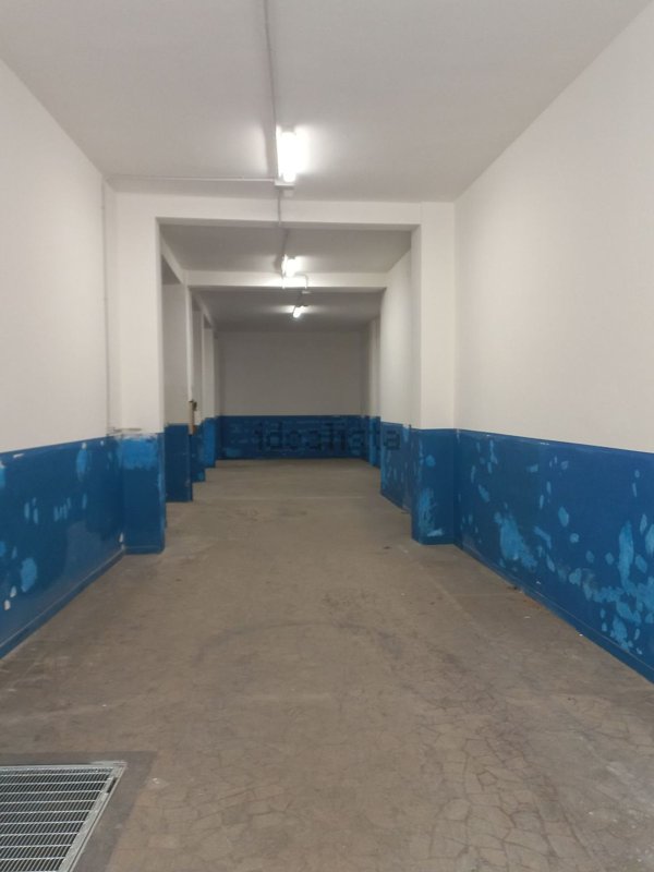 ufficio in vendita a Bologna in zona Reno