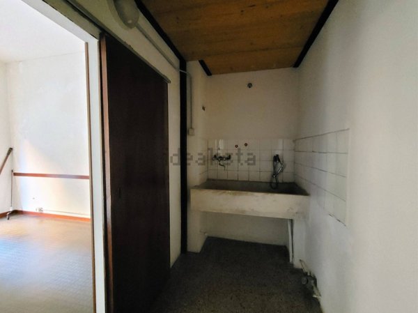 locale di sgombero in vendita a Bologna