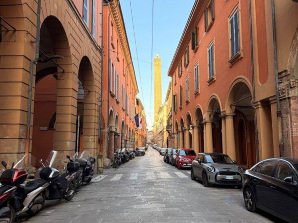 appartamento in vendita a Bologna