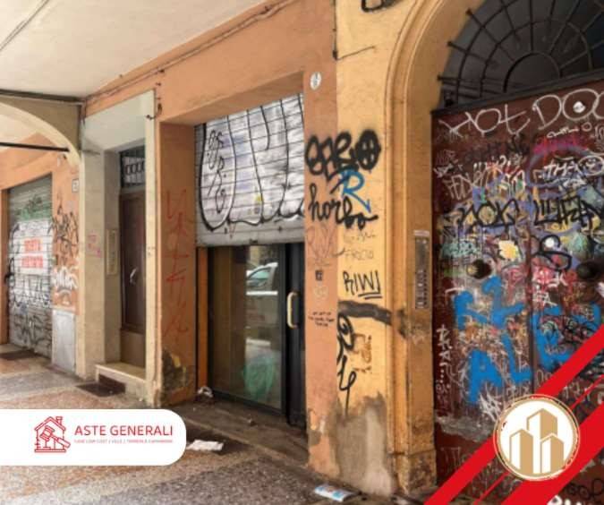 negozio in vendita a Bologna in zona San Vitale