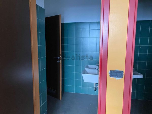 ufficio in vendita a Bologna in zona Aeroporto