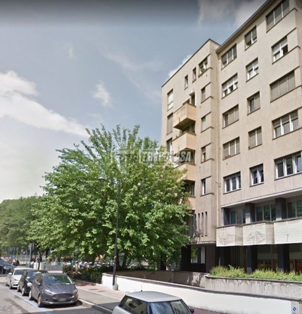 locale di sgombero in vendita a Bologna in zona San Vitale