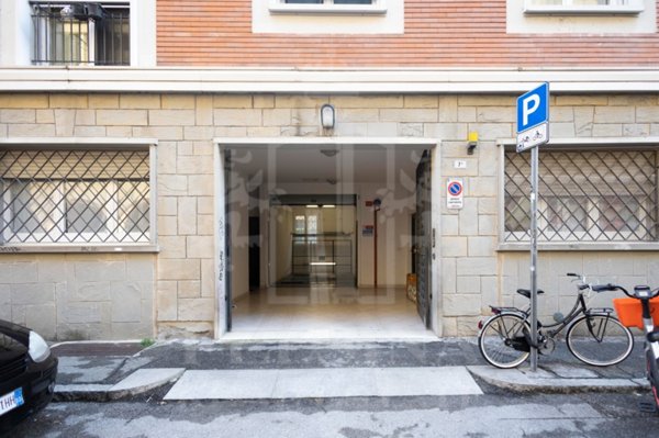negozio in vendita a Bologna in zona Centro Storico