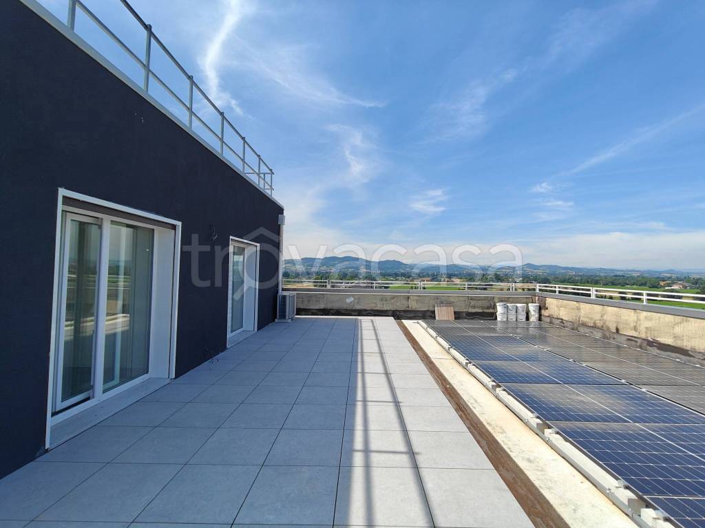 appartamento in vendita a Bologna in zona Quartiere Porto