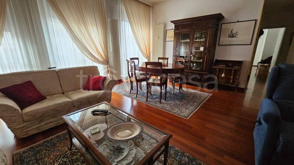 appartamento in vendita a Bologna in zona Centro Storico