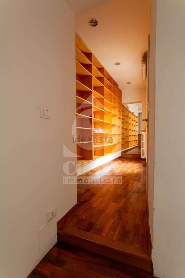 appartamento in vendita a Bologna in zona Santo Stefano