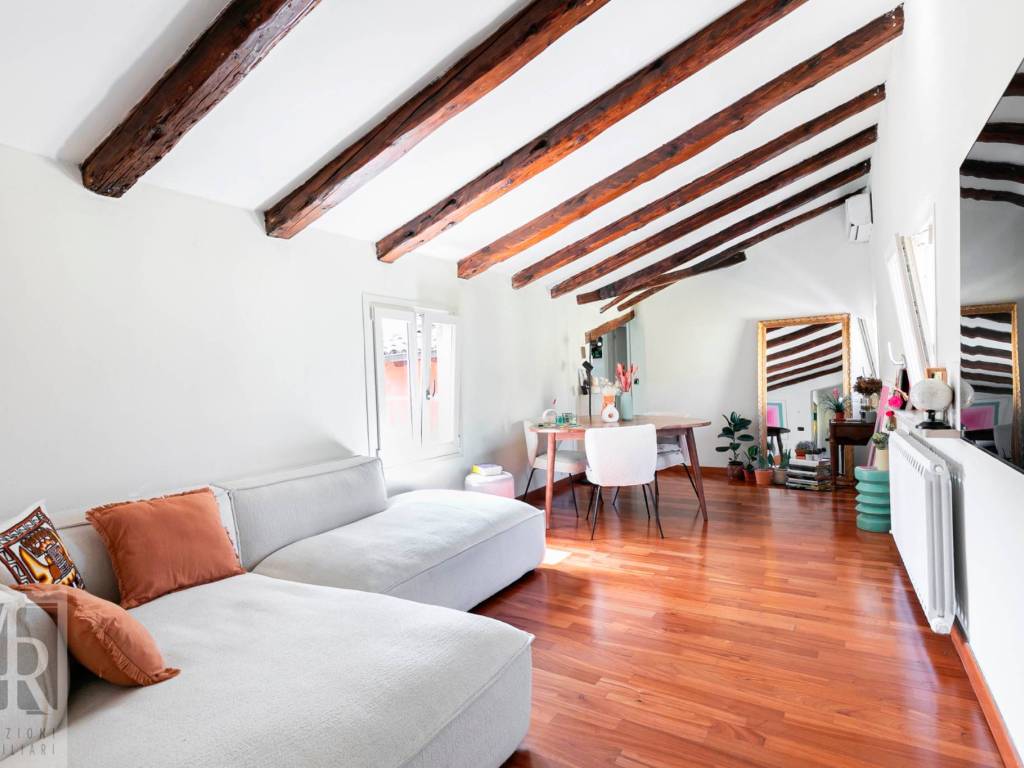 appartamento in vendita a Bologna in zona Centro Storico