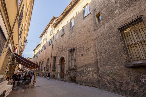 appartamento in vendita a Bologna in zona Centro Storico