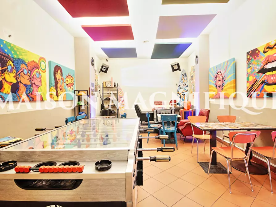 negozio in vendita a Bologna in zona San Vitale