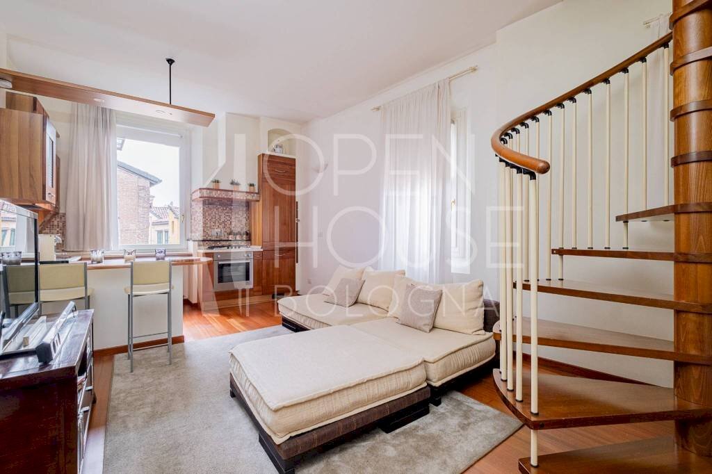 appartamento in vendita a Bologna in zona Centro Storico