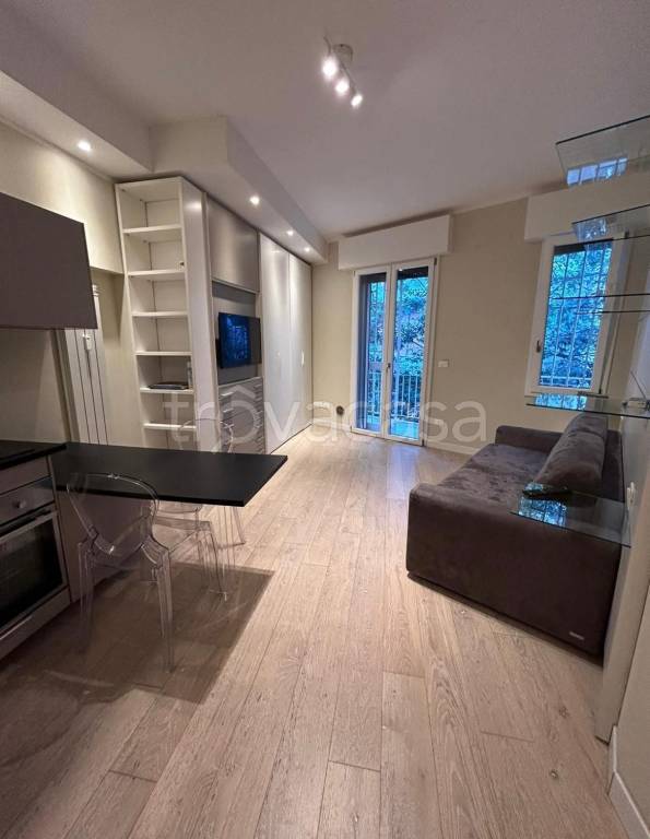 appartamento in vendita a Bologna in zona Santo Stefano