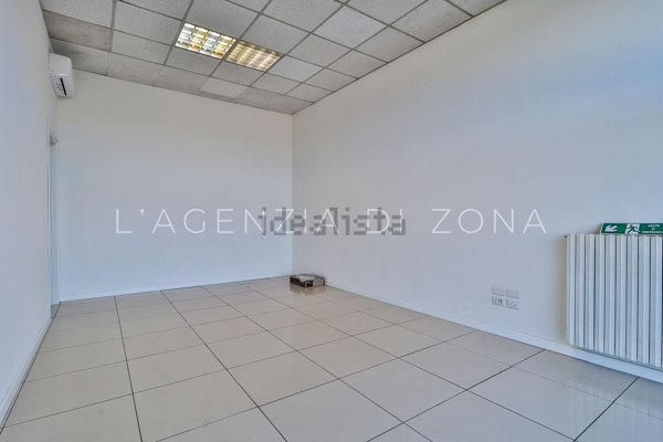 ufficio in vendita a Bologna in zona San Vitale