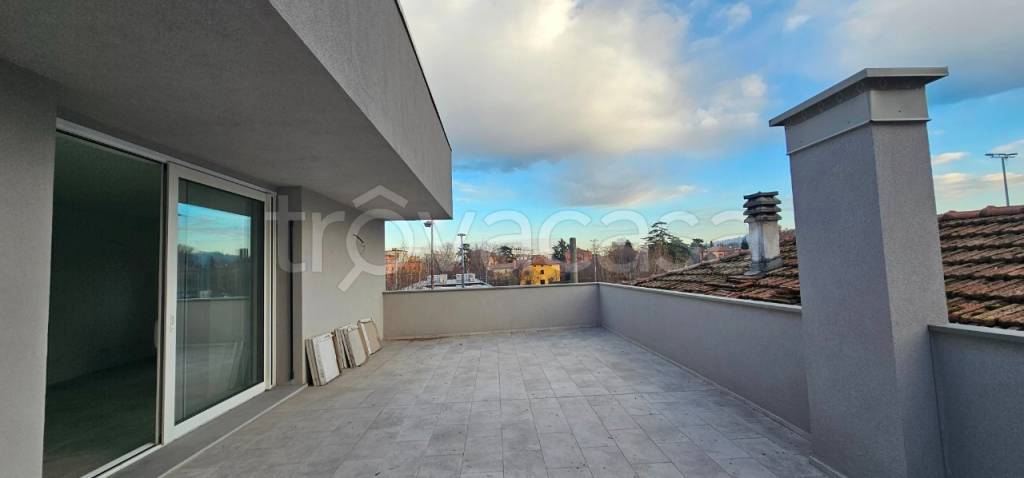 appartamento in vendita a Bologna in zona Reno