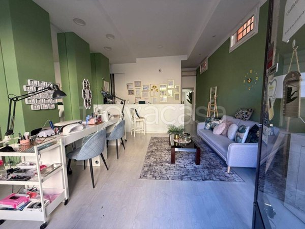 negozio in vendita a Bologna in zona Centro Storico