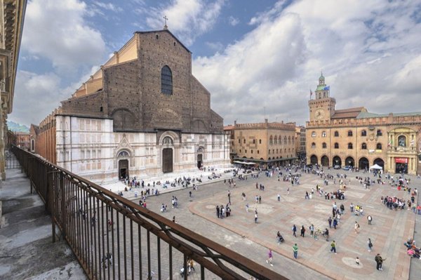 appartamento in vendita a Bologna in zona Centro Storico