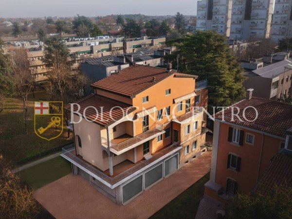 appartamento in vendita a Bologna in zona Savena