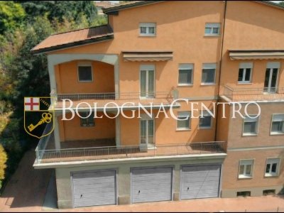 appartamento in vendita a Bologna in zona Savena