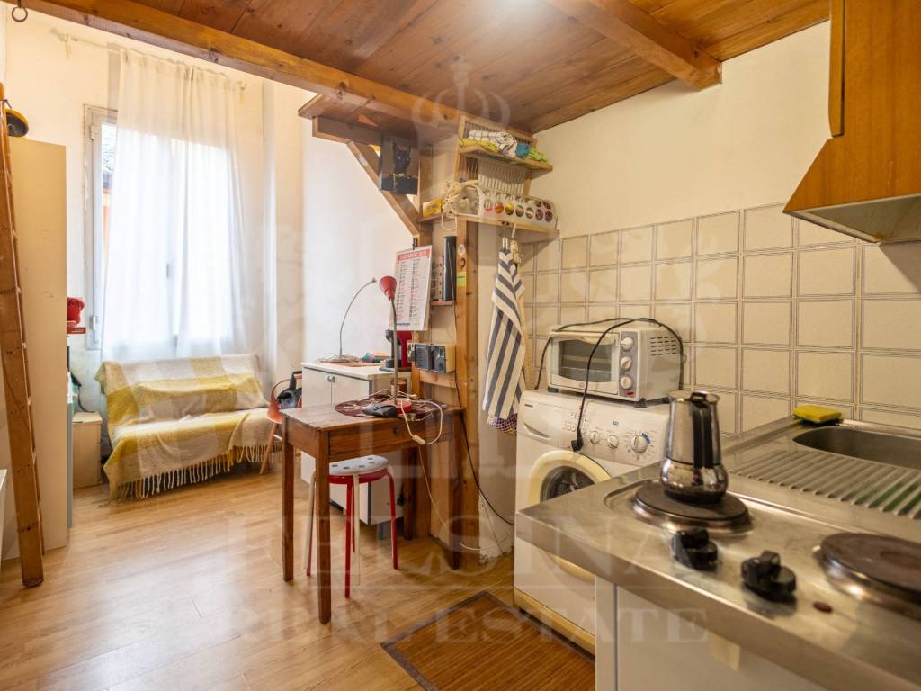 appartamento in vendita a Bologna in zona Santo Stefano