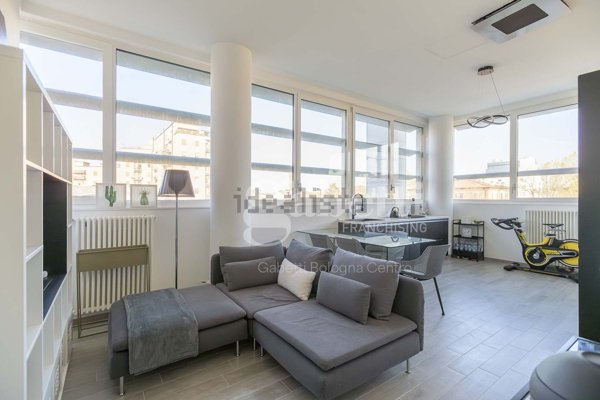 appartamento in vendita a Bologna in zona Santa Viola