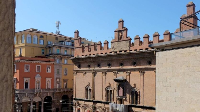 appartamento in vendita a Bologna in zona Centro Storico