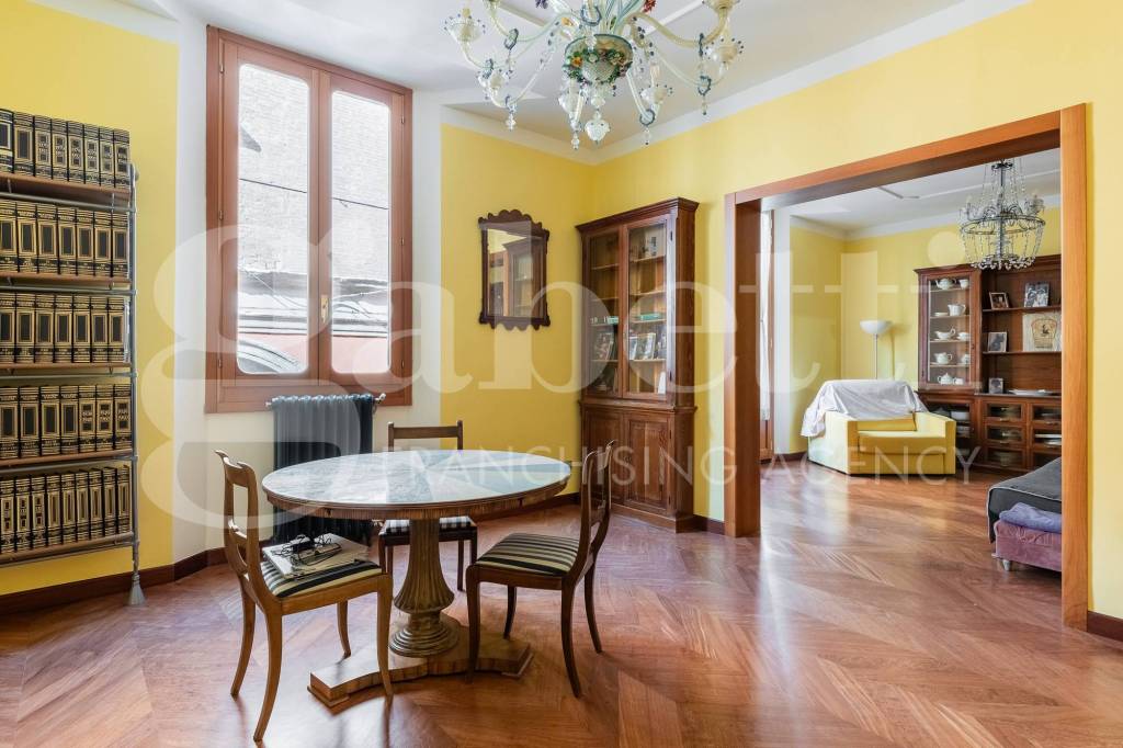 appartamento in vendita a Bologna in zona Centro Storico