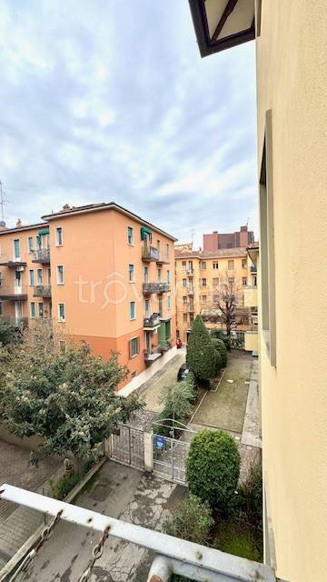 appartamento in vendita a Bologna in zona Savena