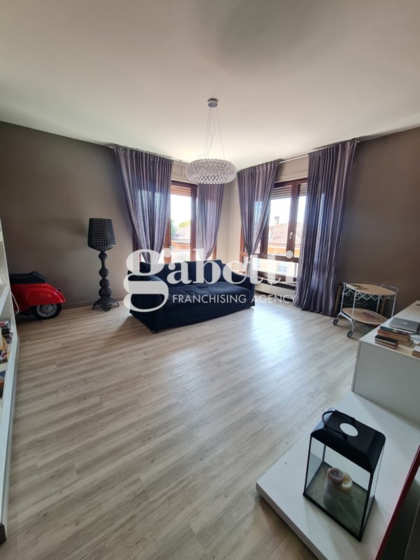 appartamento in vendita a Bologna in zona Saragozza