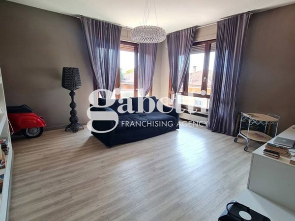 appartamento in vendita a Bologna in zona Santo Stefano