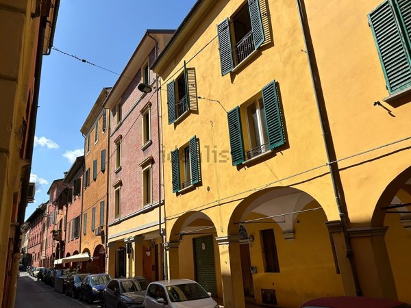 appartamento in vendita a Bologna in zona San Vitale