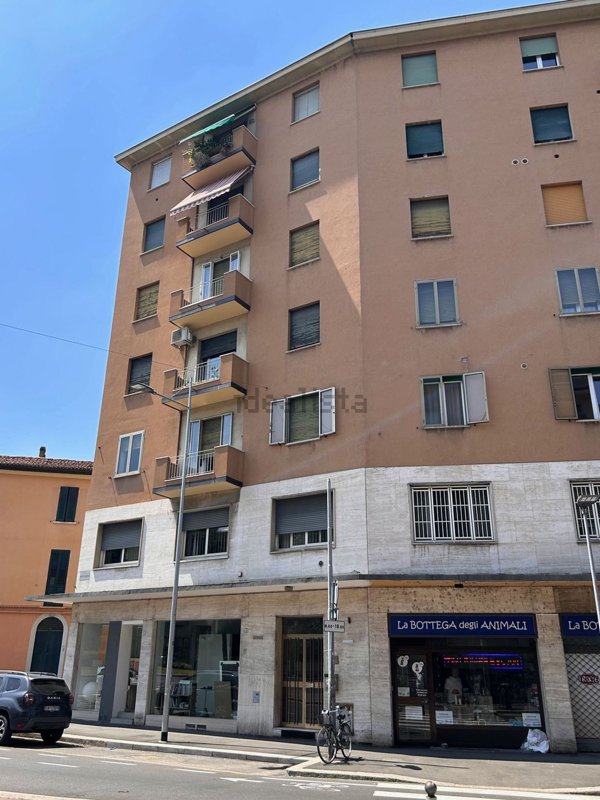 appartamento in vendita a Bologna in zona Andrea Costa