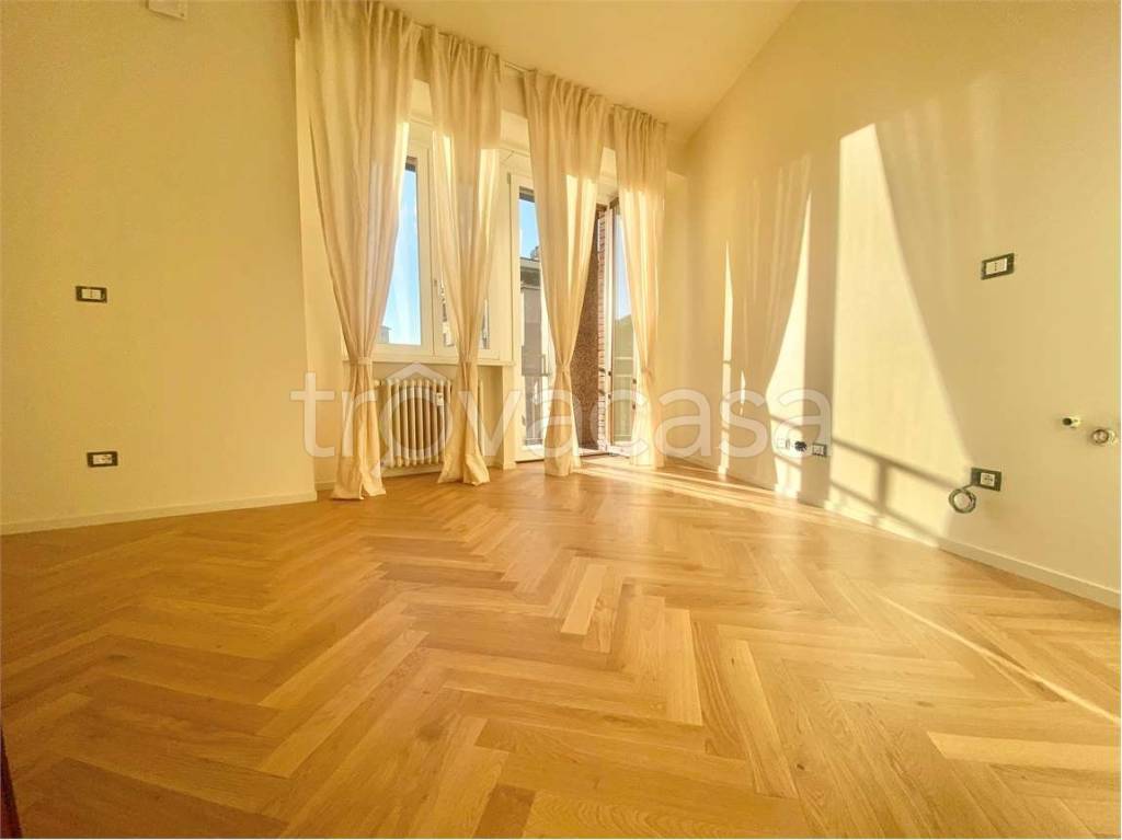 appartamento in vendita a Bologna in zona Quartiere Porto