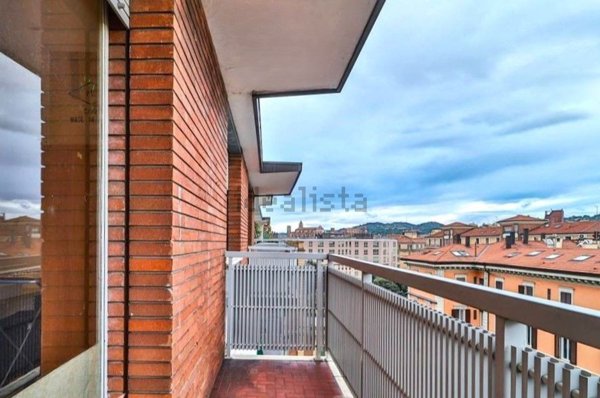 appartamento in vendita a Bologna in zona Quartiere Porto