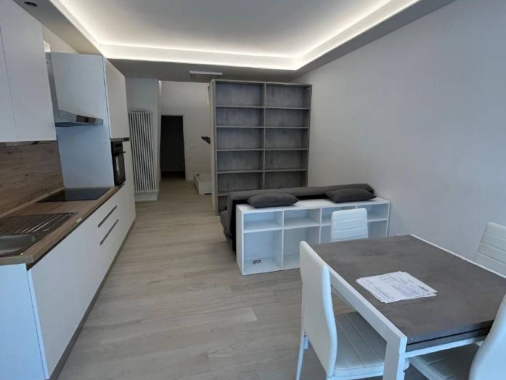 appartamento in vendita a Bologna in zona Saragozza