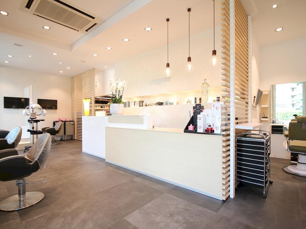 negozio in vendita a Bologna in zona Reno