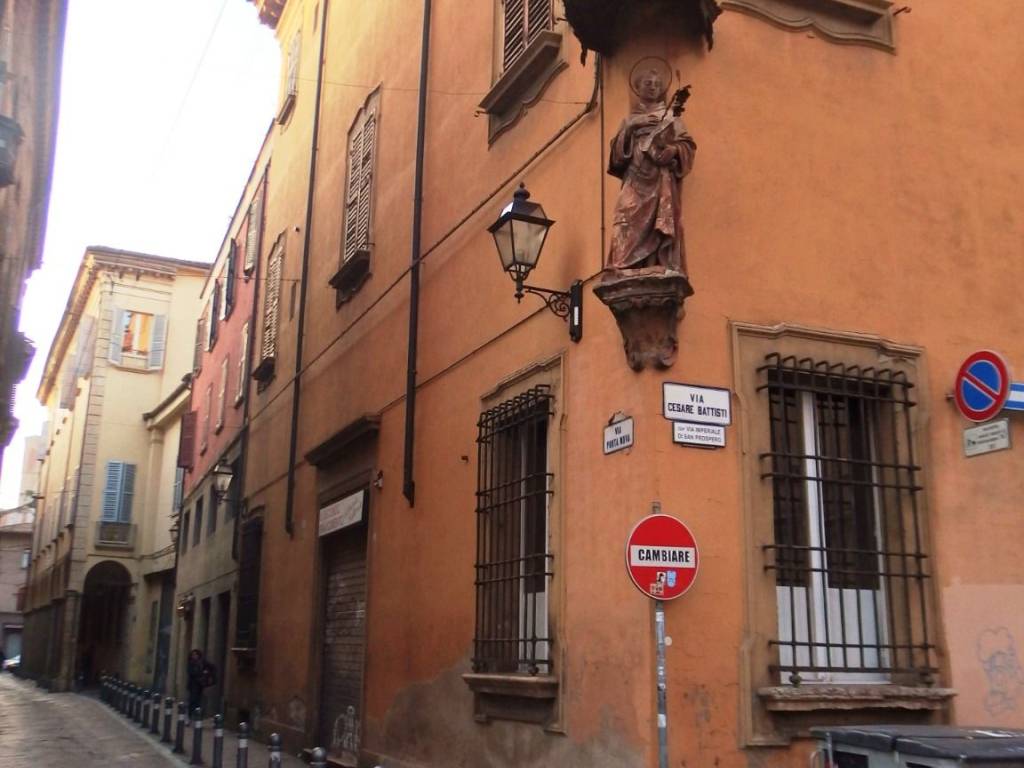 appartamento in vendita a Bologna in zona Centro Storico