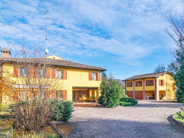casa indipendente in vendita a Bologna in zona Colli