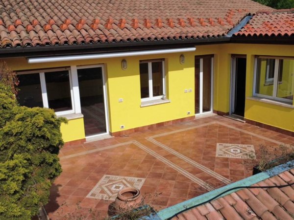 appartamento in vendita a Bologna in zona Saragozza