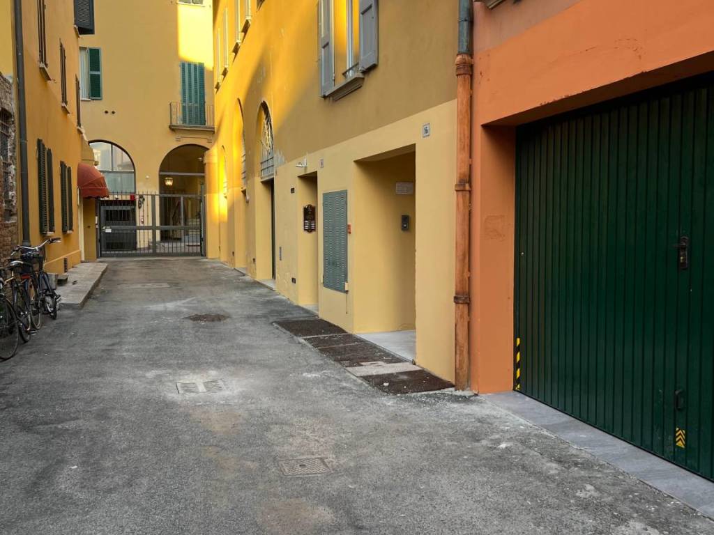appartamento in vendita a Bologna in zona Centro Storico