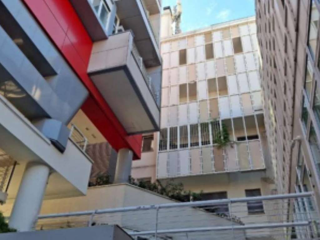 ufficio in vendita a Bologna in zona Corticella